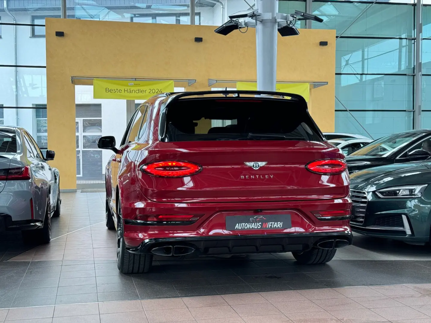 BENTLEY Bentayga V8 S NAIM