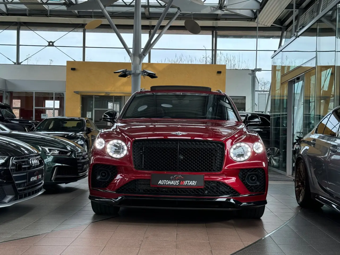 BENTLEY Bentayga V8 S NAIM