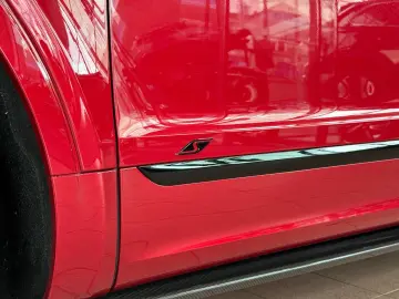 BENTLEY Bentayga V8 S NAIM