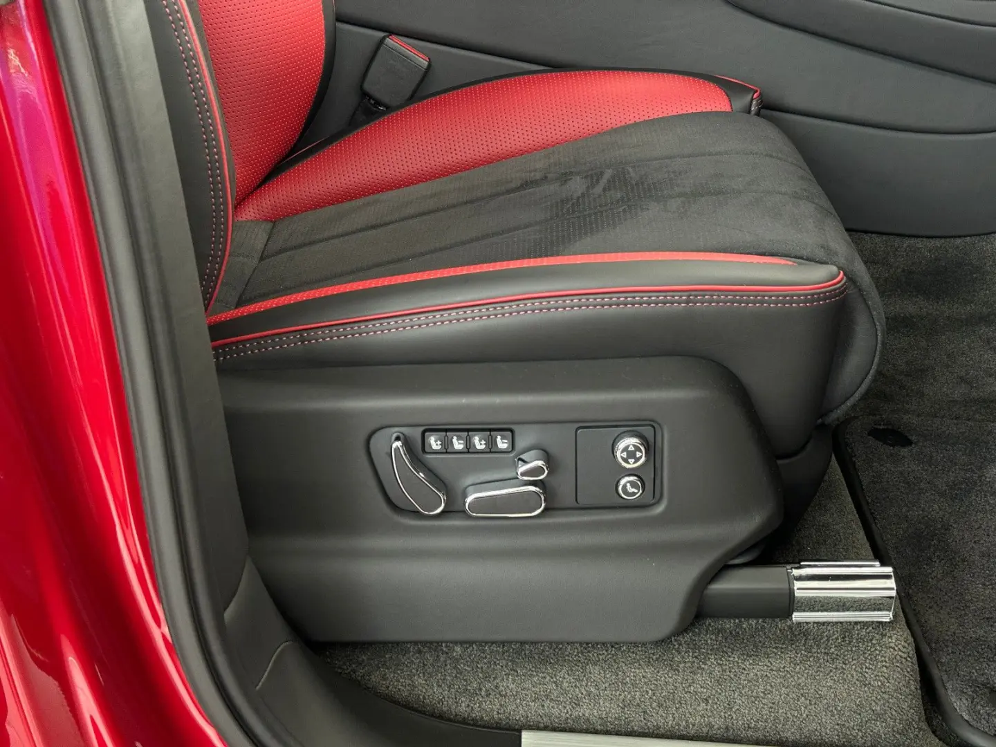 BENTLEY Bentayga V8 S NAIM