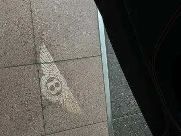 BENTLEY Bentayga V8 S NAIM