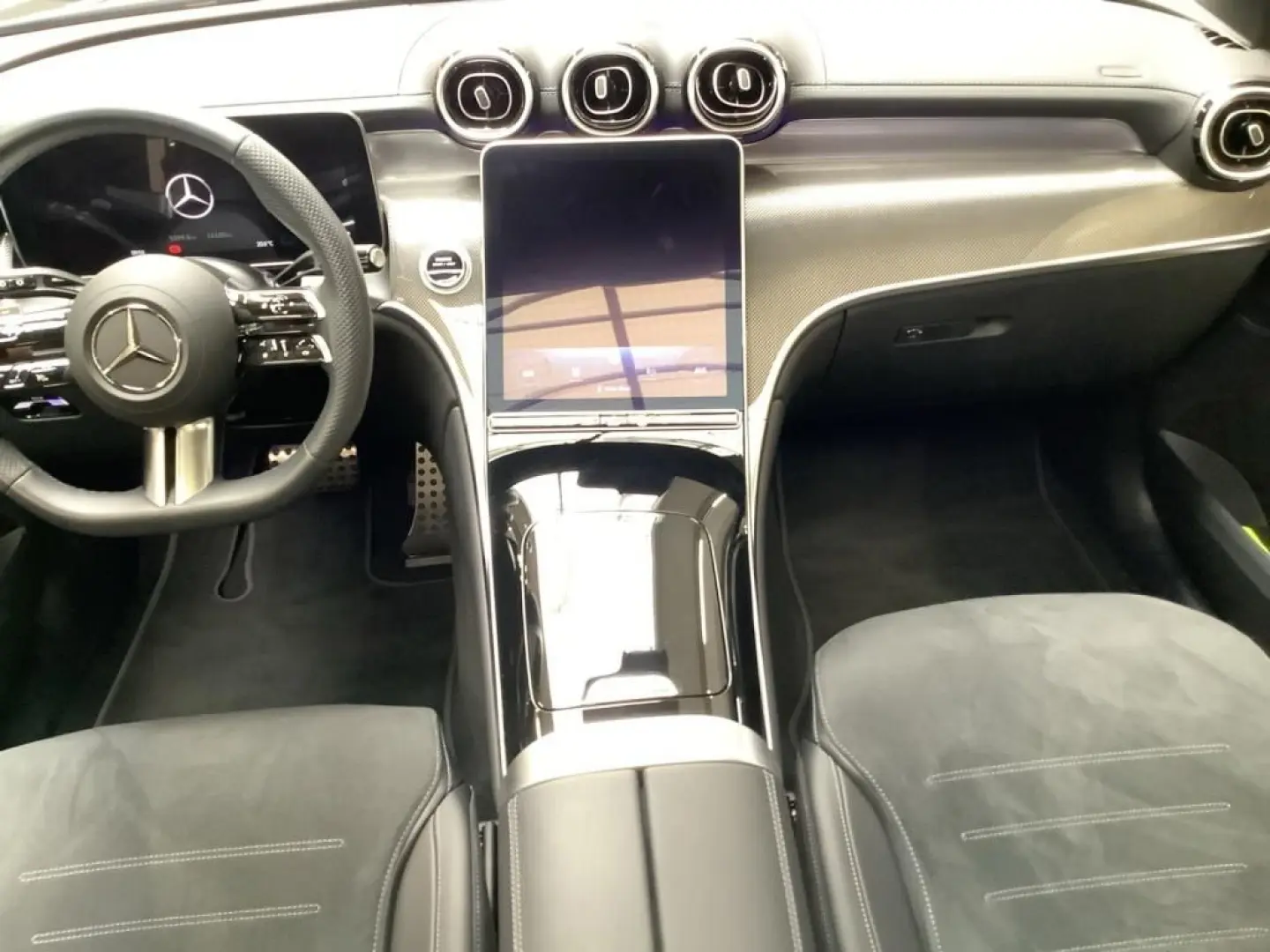 GLC 300 de 4M AMG ADVANCED NIGHT 19'' DIGITAL