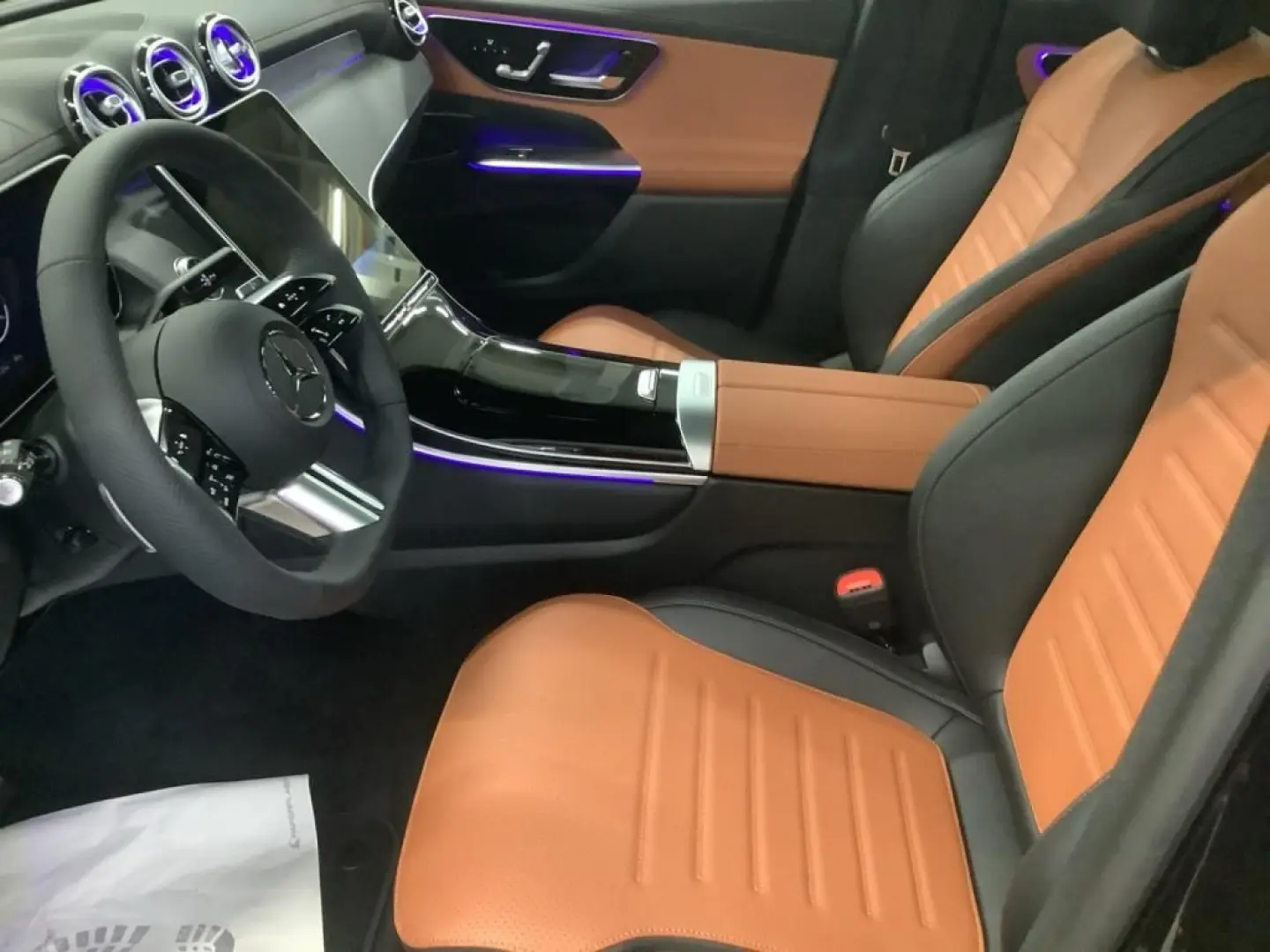 GLC 220 d 4MATIC AMG 20'' DIGITAL LIGHT KEYLESS