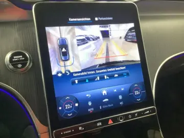 GLC 220 d 4MATIC AMG 20'' DIGITAL LIGHT KEYLESS