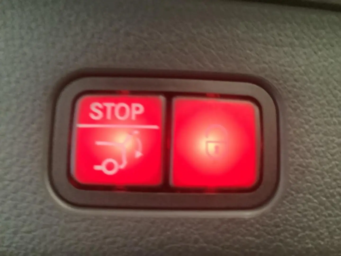 GLC 220 d 4MATIC AMG 20'' DIGITAL LIGHT KEYLESS