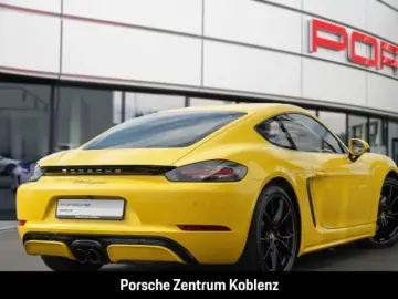 Porsche Cayman 718