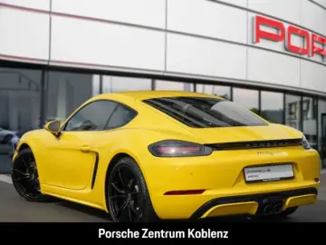 Porsche Cayman 718