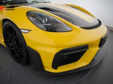 Porsche Cayman GT4RS CS