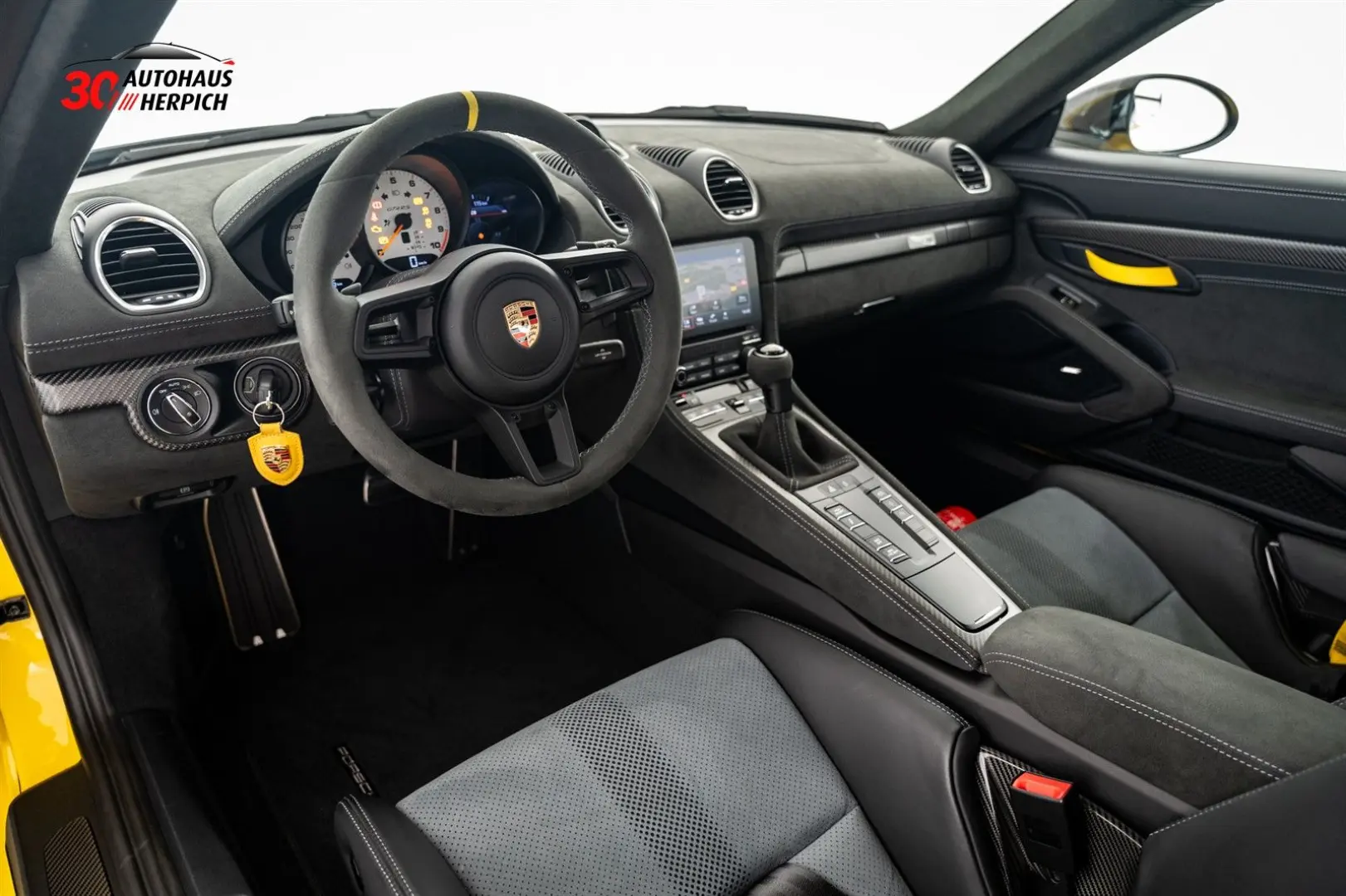 Porsche Cayman GT4RS CS