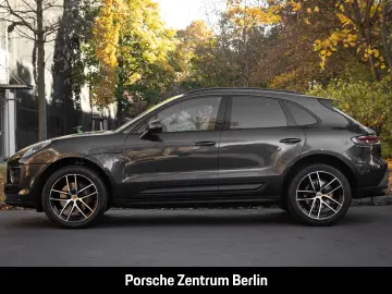 Porshe Macan