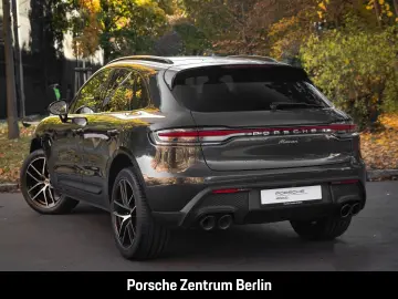 Porshe Macan