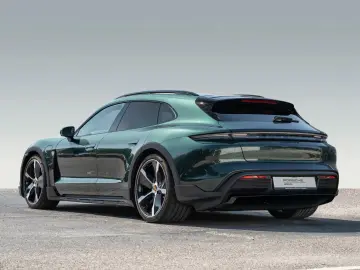 Porsche Taycan 4S Cross