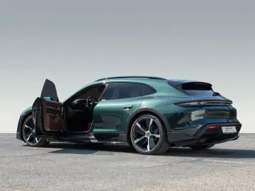 Porsche Taycan 4S Cross
