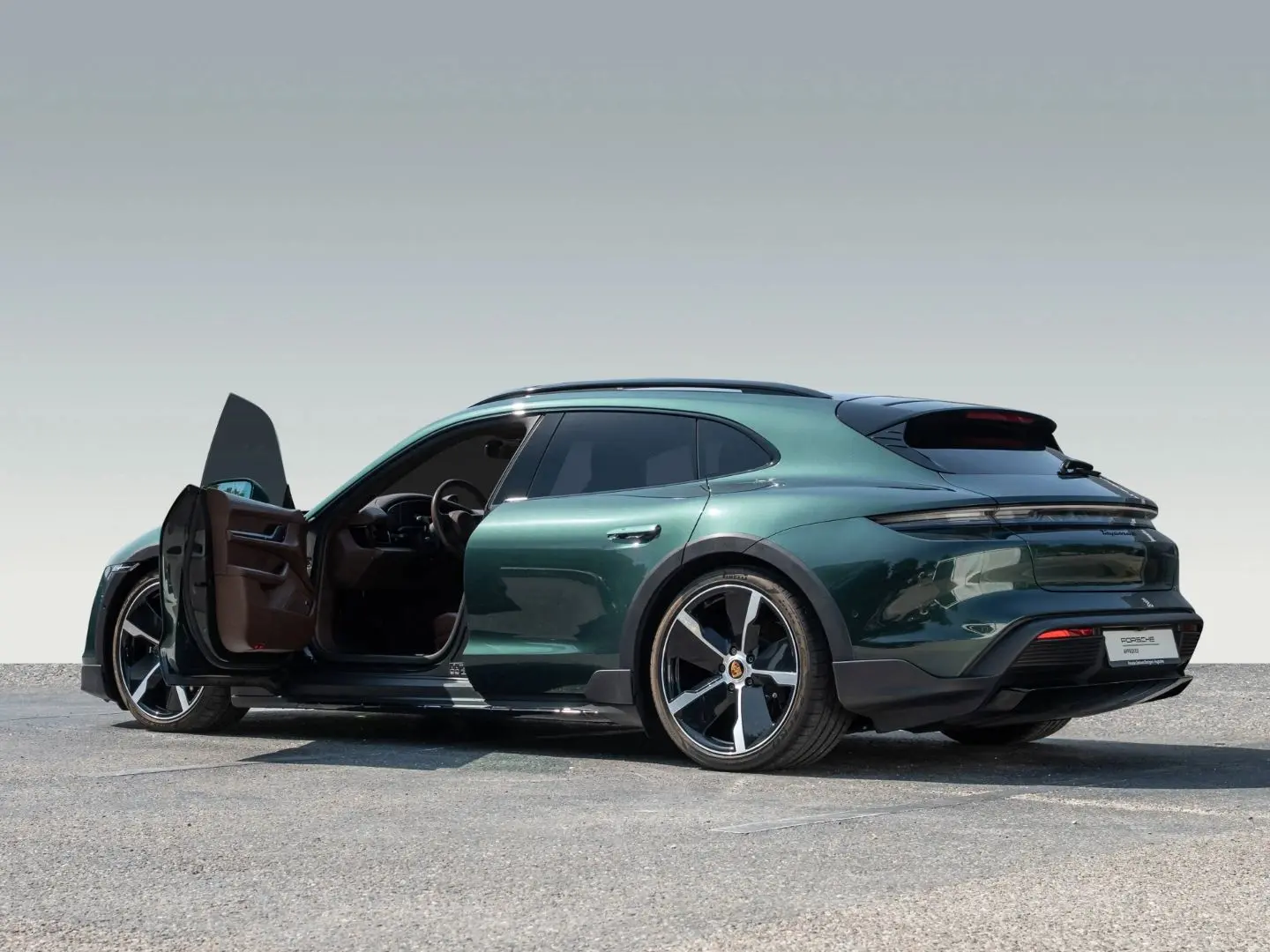 Porsche Taycan 4S Cross