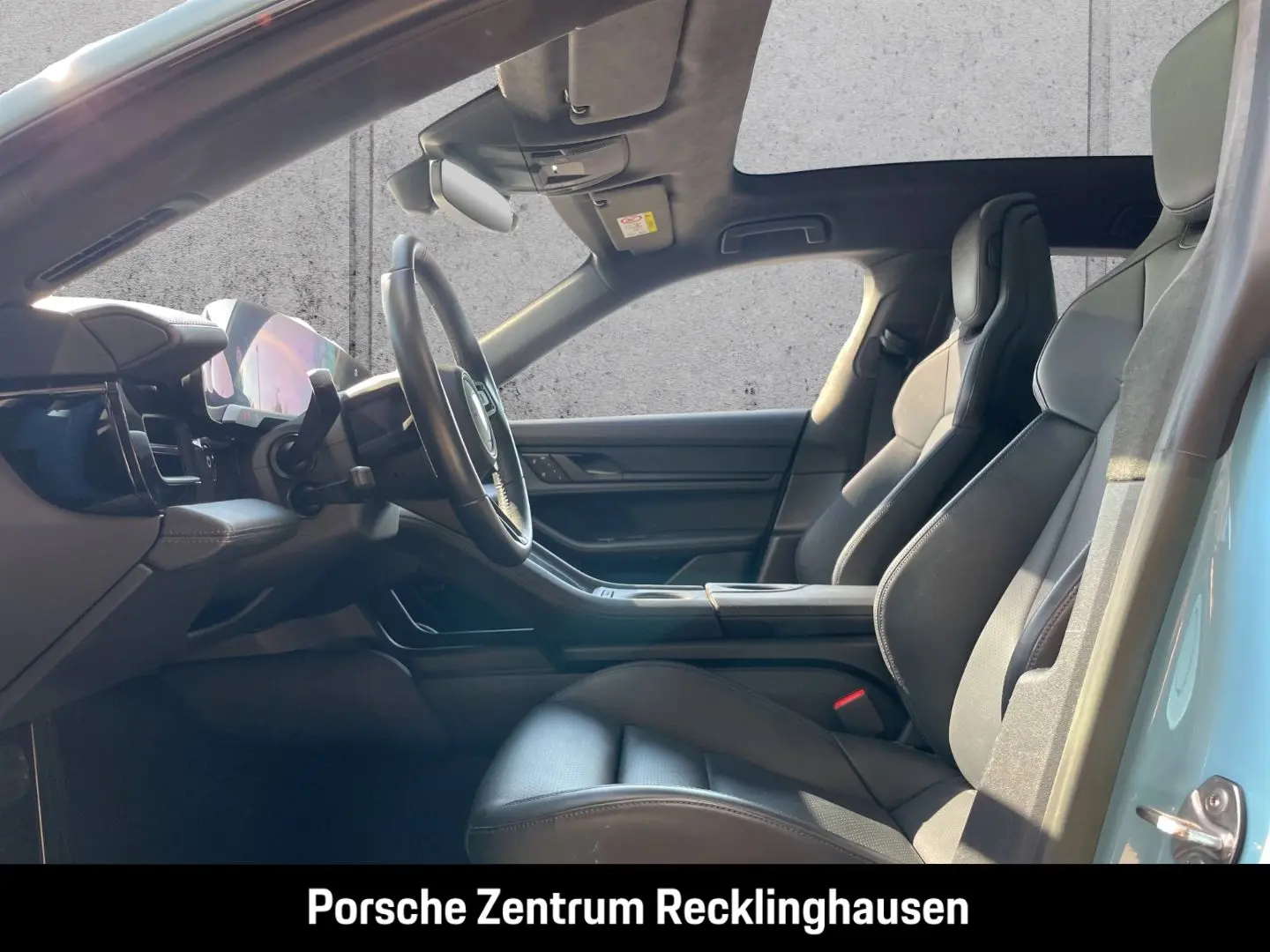 Porsche Taycan Turbo Cross