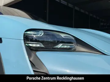 Porsche Taycan Turbo Cross