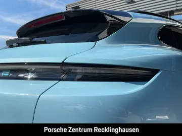 Porsche Taycan Turbo Cross