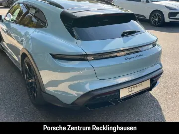 Porsche Taycan Turbo Cross