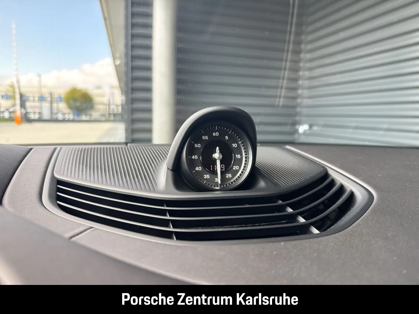 Porsche Taycan GTS Sport