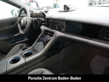 Porsche Taycan 4 Cross