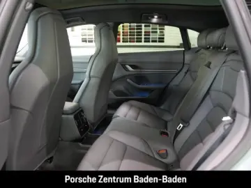 Porsche Taycan 4 Cross