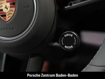 Porsche Taycan 4 Cross