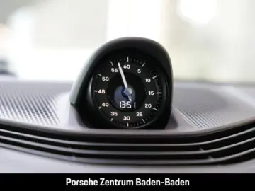 Porsche Taycan 4 Cross