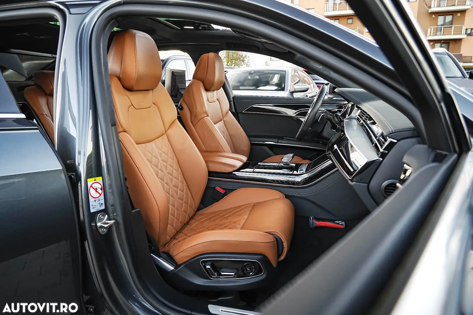 Audi A8 L 60 TFSI e quattro tiptronic