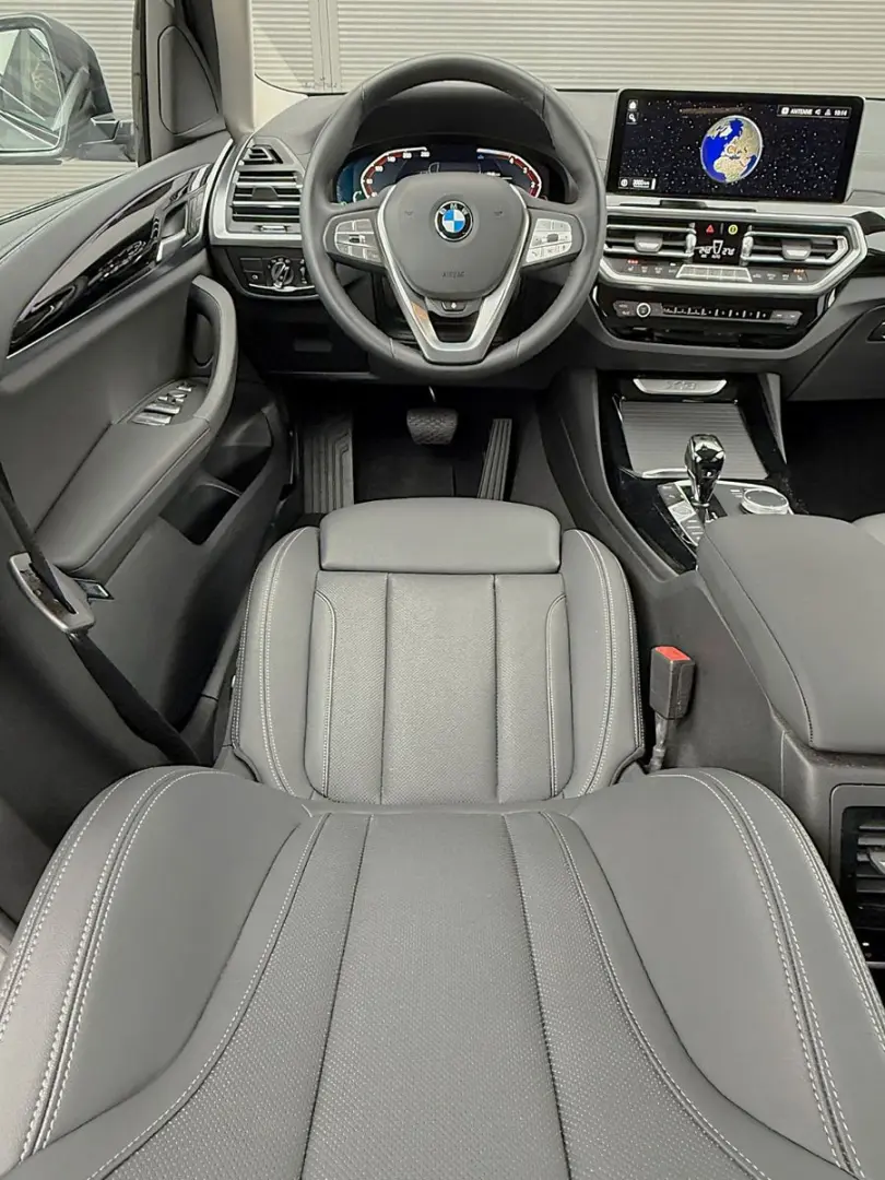 X3 xDrive 20d DriveAsist AHK Laser HUD Keyless