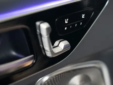 CLE 53 AMG  Massage Standheiz. BURM AHK