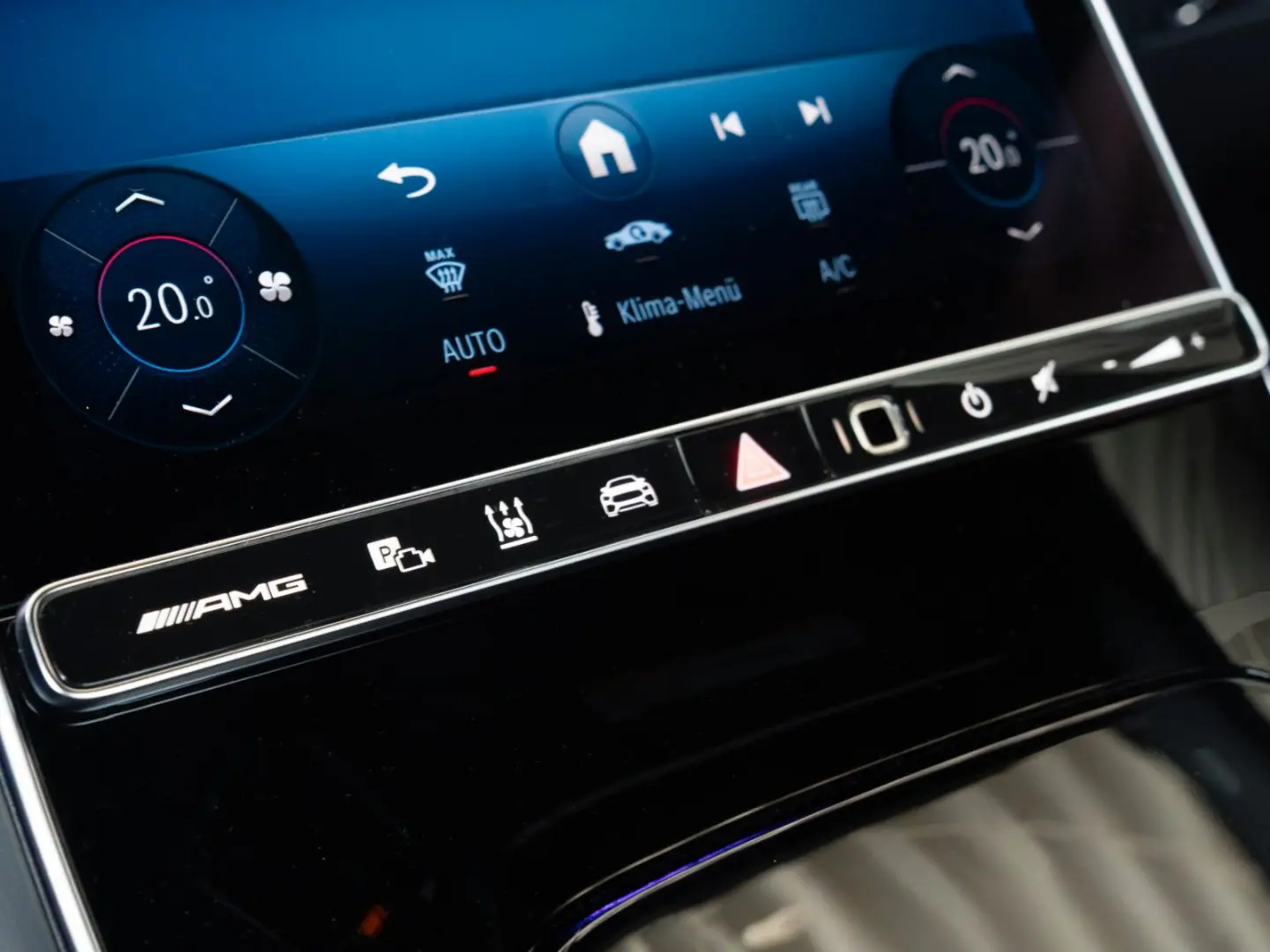 CLE 53 AMG  Massage Standheiz. BURM AHK