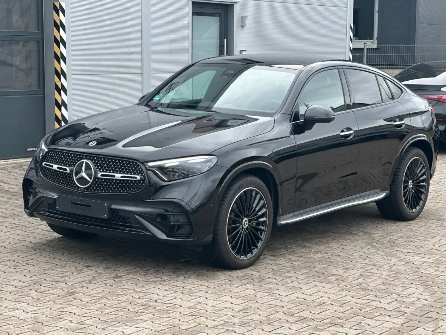 GLC 300 d 4M Coupe  AMG Line Pano Burmester 360
