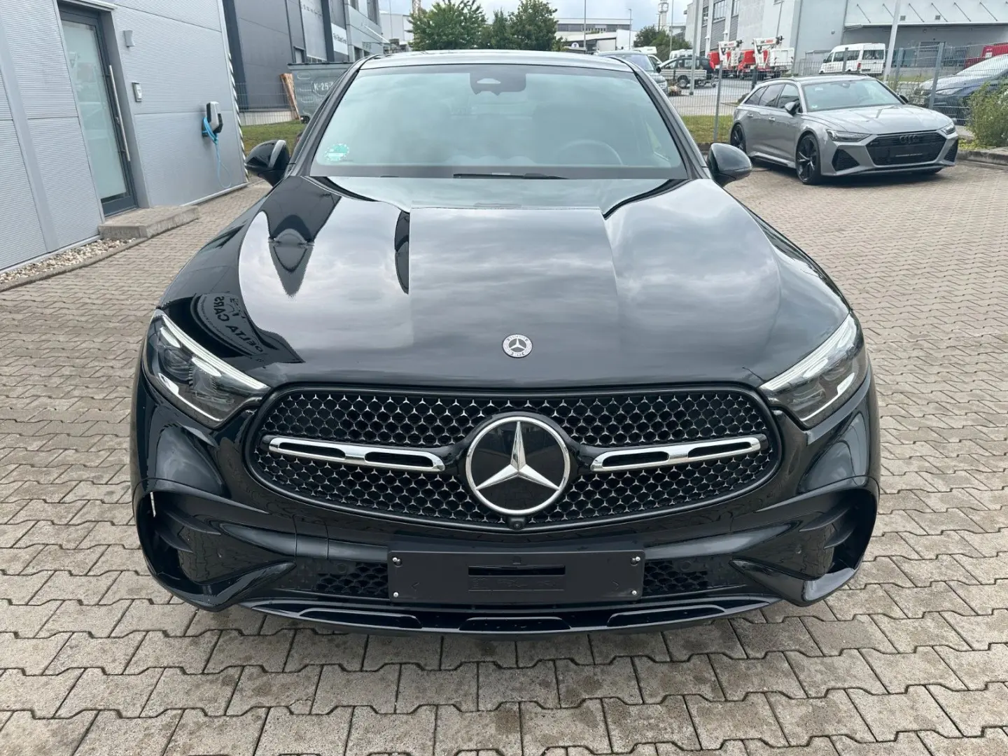 GLC 300 d 4M Coupe  AMG Line Pano Burmester 360