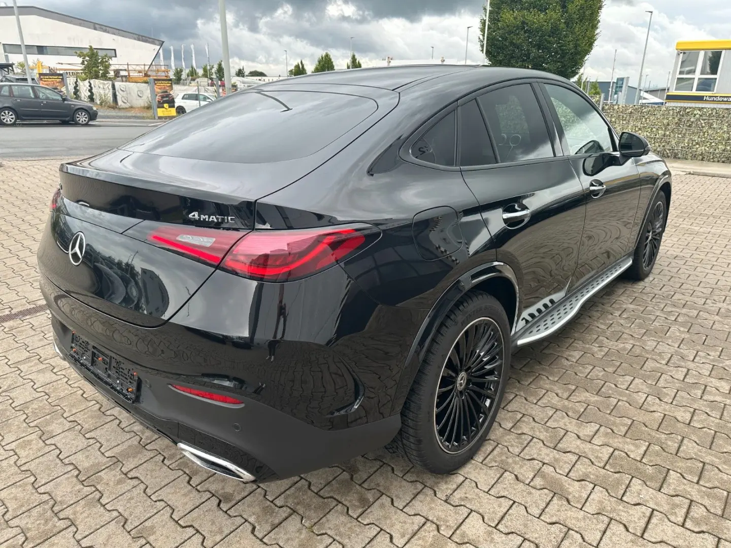 GLC 300 d 4M Coupe  AMG Line Pano Burmester 360