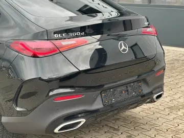 GLC 300 d 4M Coupe  AMG Line Pano Burmester 360