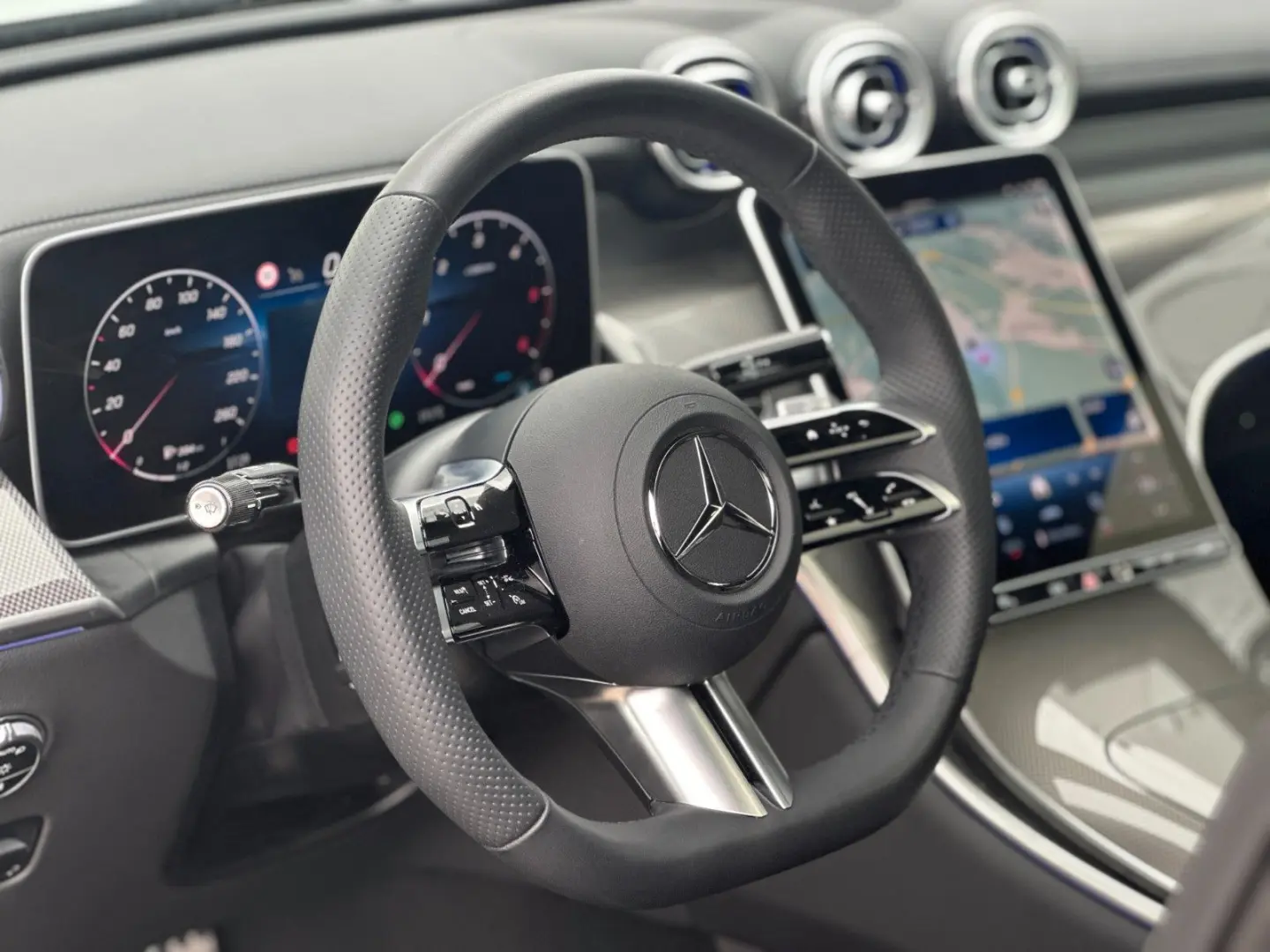 GLC 300 d 4M Coupe  AMG Line Pano Burmester 360