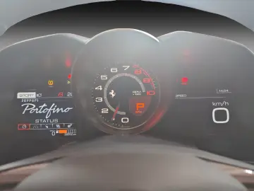 Portofino 3.9T V8 CARBON LED KAM SCUDETTI JBL