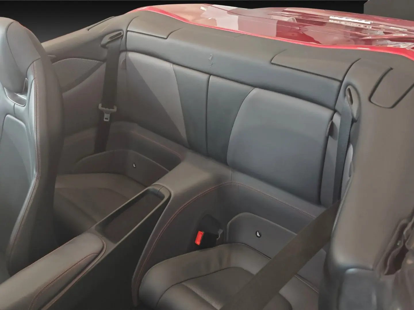 Portofino 3.9T V8 CARBON LED KAM SCUDETTI JBL