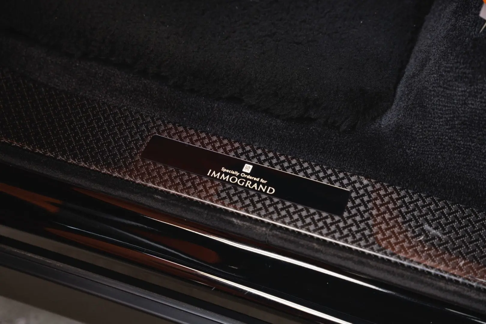 Cullinan Black Badge  FULL OPTION