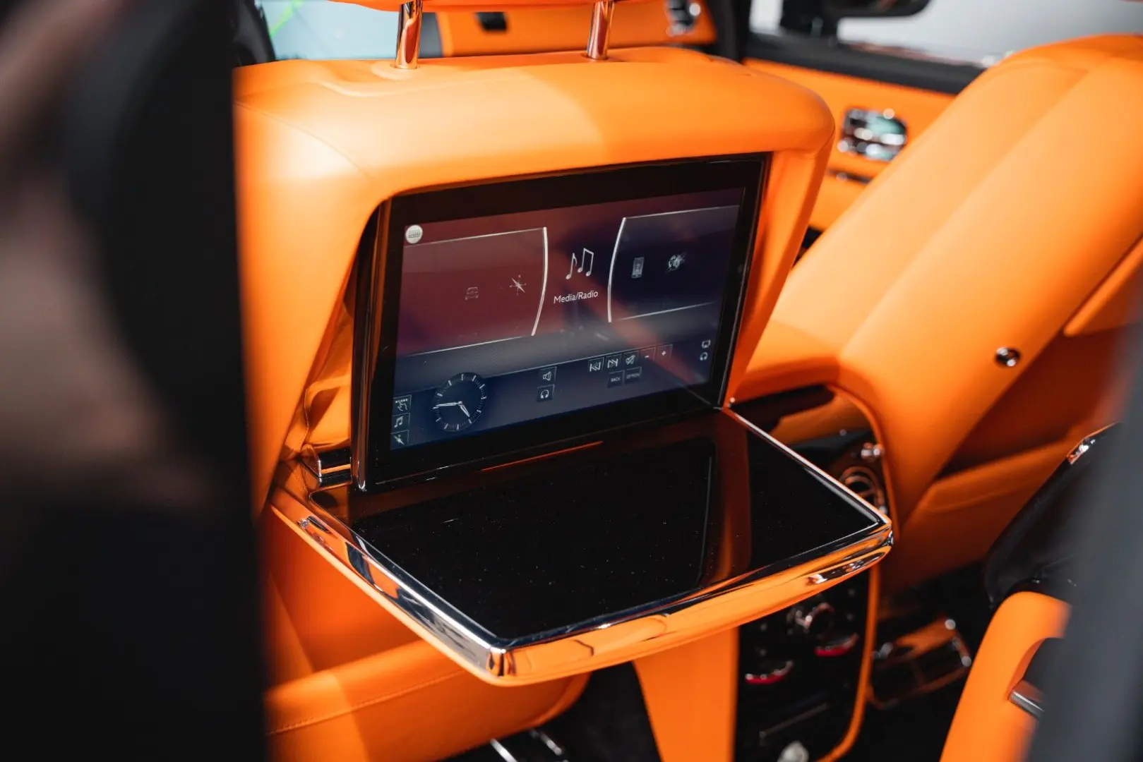 Cullinan Black Badge  FULL OPTION