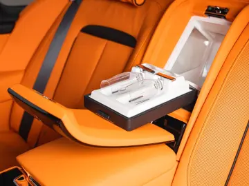 Cullinan Black Badge  FULL OPTION