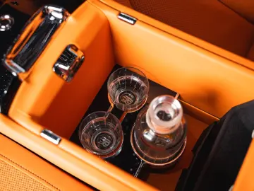 Cullinan Black Badge  FULL OPTION