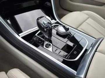 M850iA xDr GC Laser Carbon Matt Pano 360