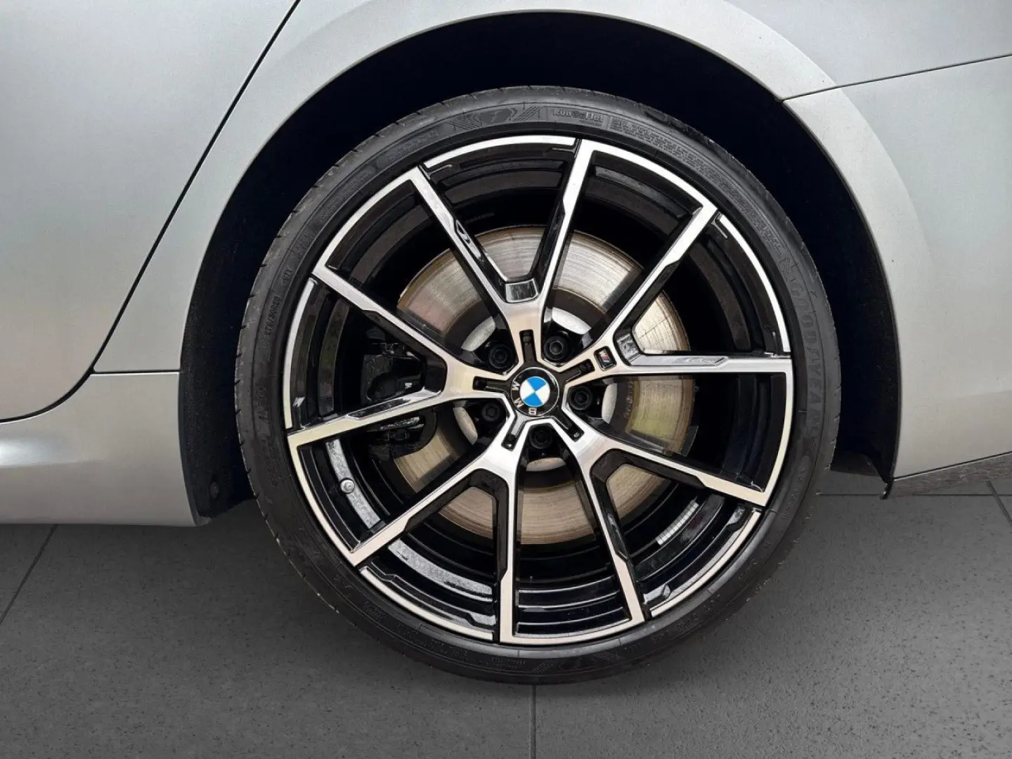 M850iA xDr GC Laser Carbon Matt Pano 360