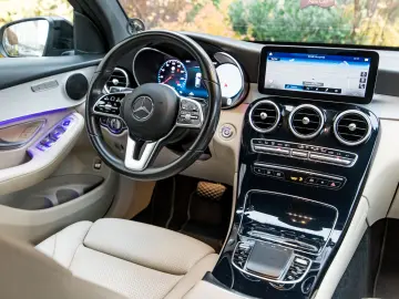 Mercedes-Benz GLC 220