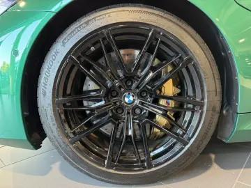 M5 Limousine M Drivers P. Ultimate B&W AHK 0 5%