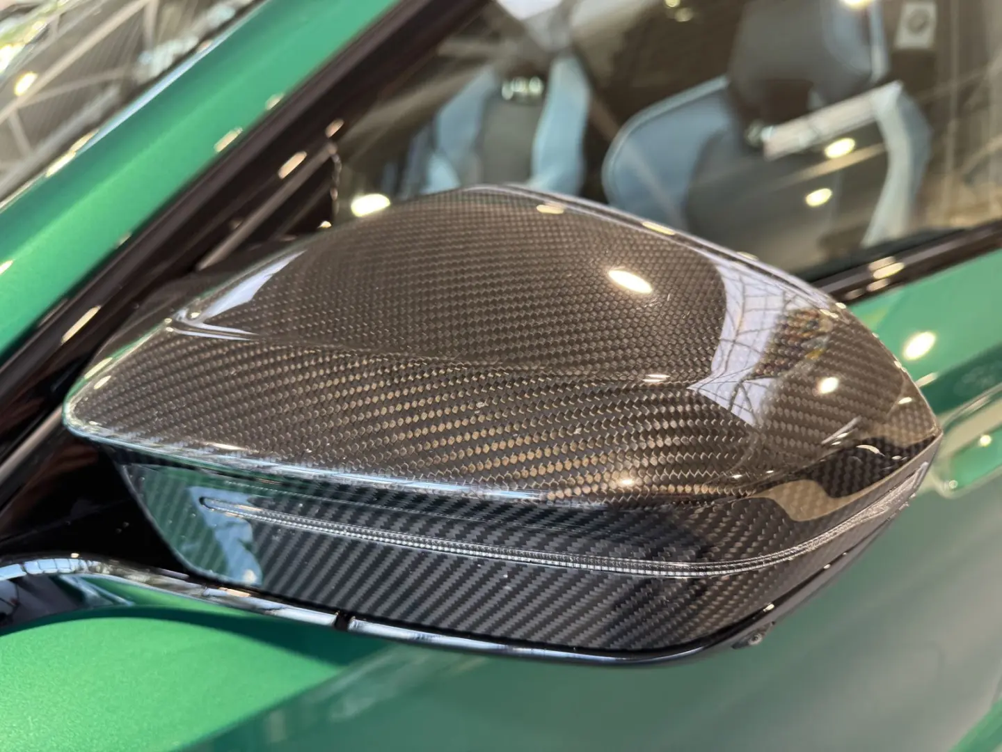 M5 Limousine M Drivers P. Ultimate B&W AHK 0 5%