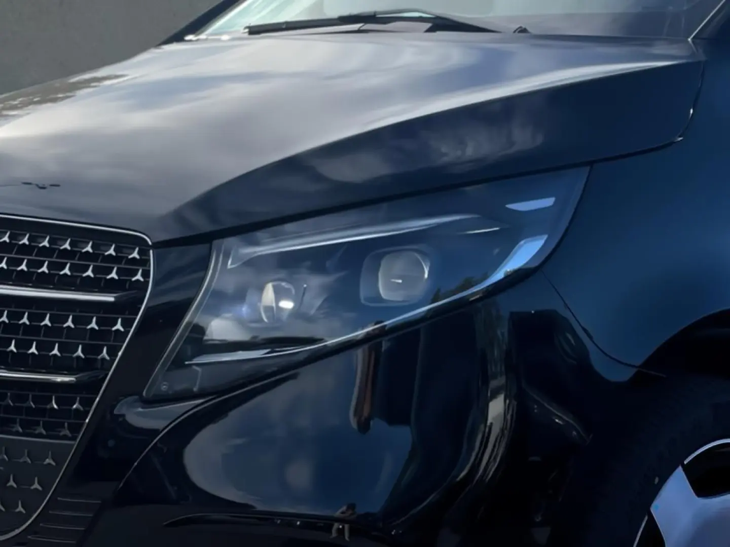 V 300 d AVANTGARDE Lang MBUX LIEGEPAKET AHK AVAN