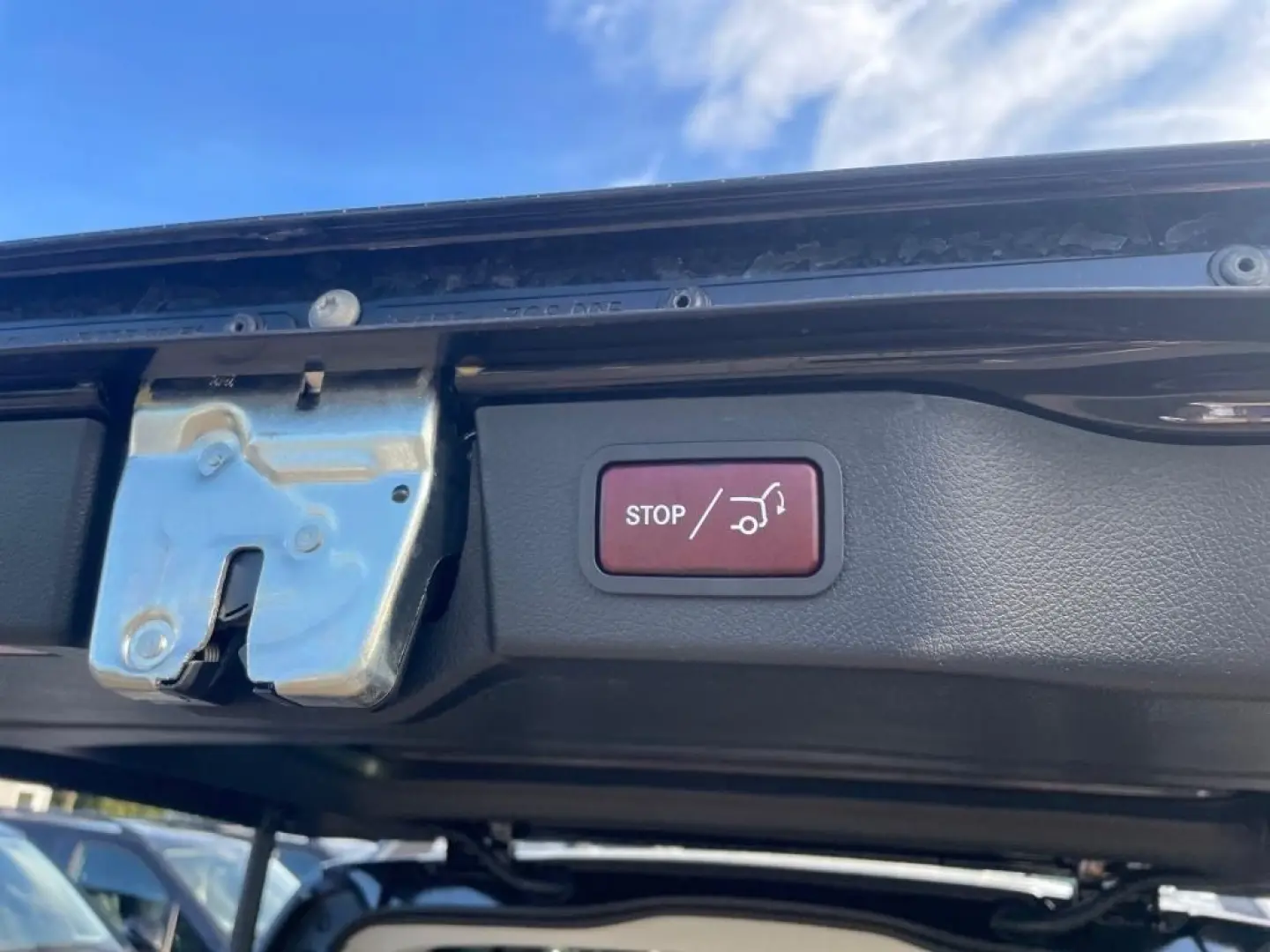 V 300 d AVANTGARDE Lang MBUX LIEGEPAKET AHK AVAN