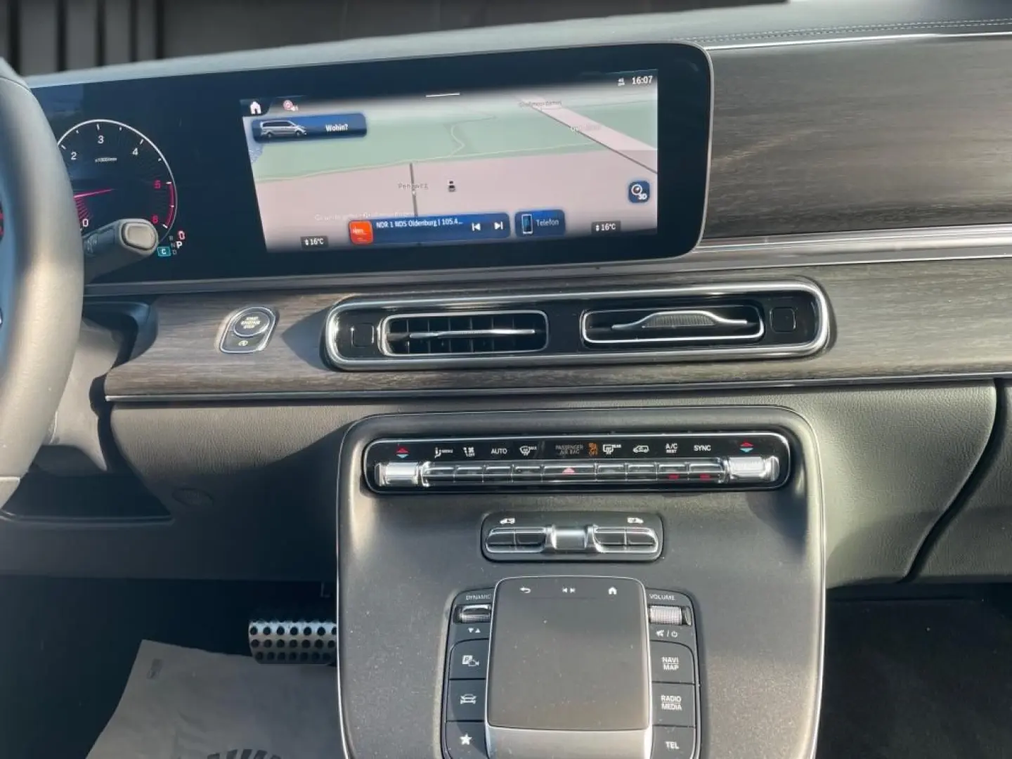 V 300 d AVANTGARDE Lang MBUX LIEGEPAKET AHK AVAN